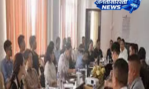जनगणना करने वालों और सुपरवाइज़रों के लिए जनगणना ट्रेनिंग जनगणना करने वालों और सुपरवाइज़रों के लिए जनगणना ट्रेनिंग