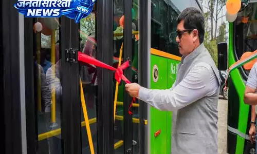 Meghalaya CM ने PM ई-बस सेवा स्कीम के तहत 55 ई-बसों को हरी झंडी दिखाई