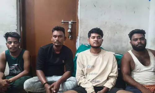 ऑपरेशन अंकुश: तालाब के पास जुआ खेलते 5 जुआरी गिरफ्तार ऑपरेशन अंकुश: तालाब के पास जुआ खेलते 5 जुआरी गिरफ्तार