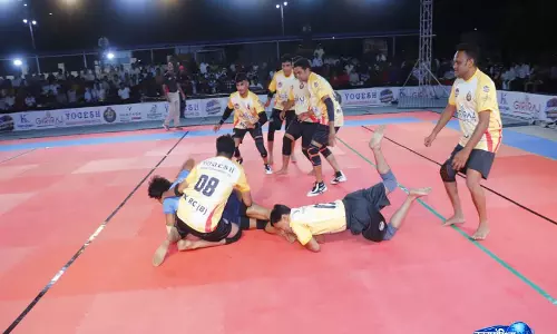 Bhilwara: खिलाड़ियों ने दिखाया दमखम, देर रात तक दर्शकों की उमड़ी भीड़ Bhilwara: खिलाड़ियों ने दिखाया दमखम, देर रात तक दर्शकों की उमड़ी भीड़