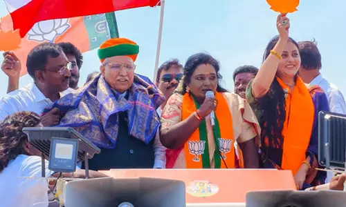 तमिलिसाई ने तमिलनाडु सरकार से बुजुर्गों के कल्याण को मजबूत करने का आग्रह किया तमिलिसाई ने तमिलनाडु सरकार से बुजुर्गों के कल्याण को मजबूत करने का आग्रह किया