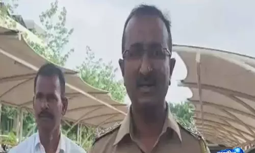 Pune: तलेगांव MIDC प्लांट में CO₂ गैस लीक होने से 2 कर्मचारियों की मौत, 3 घायल Pune: तलेगांव MIDC प्लांट में CO₂ गैस लीक होने से 2 कर्मचारियों की मौत, 3 घायल