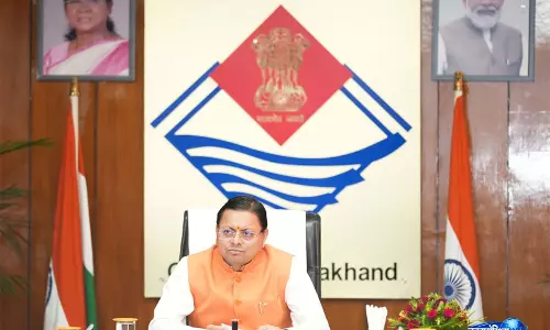 CM Dhami ने सचिवालय में मेरी योजना पुस्तक के ऑडियो क्लिप का किया अनावरण
