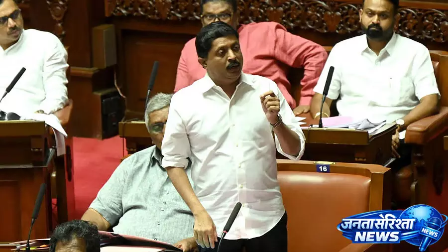 Karnataka : शक्ति स्कीम के तहत महिलाओं के लिए स्मार्ट कार्ड जल्द Karnataka : शक्ति स्कीम के तहत महिलाओं के लिए स्मार्ट कार्ड जल्द