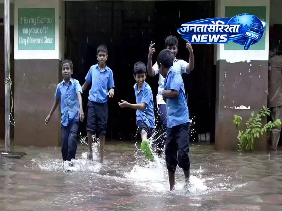Kerala में आज भी बारिश तेज़ हो रही है; तीन ज़िले रेड अलर्ट पर Kerala में आज भी बारिश तेज़ हो रही है; तीन ज़िले रेड अलर्ट पर