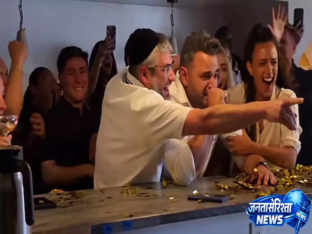 मिशेलिन स्टार हासिल करने वाला पहला कोषेर रेस्टोरेंट बना ‘मुत्रा’, फ्लोरिडा में इतिहास मिशेलिन स्टार हासिल करने वाला पहला कोषेर रेस्टोरेंट बना ‘मुत्रा’, फ्लोरिडा में इतिहास