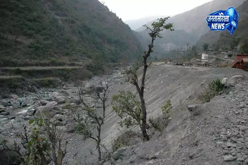Himachal में बेतरतीब विकास पर चिंता Himachal में बेतरतीब विकास पर चिंता