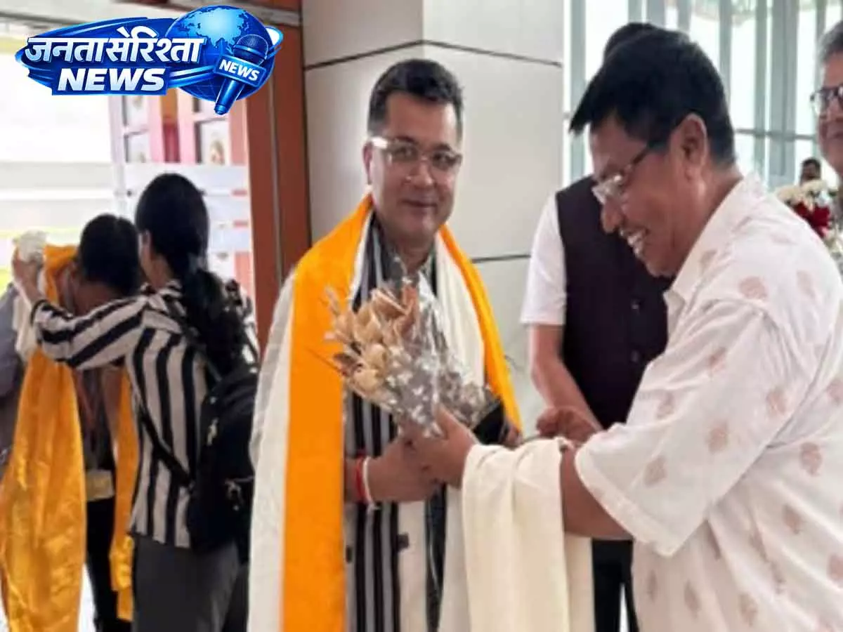 केंद्रीय मंत्री पवित्रा मार्गेरिटा ने अरुणाचल विकास की सराहना की केंद्रीय मंत्री पवित्रा मार्गेरिटा ने अरुणाचल विकास की सराहना की