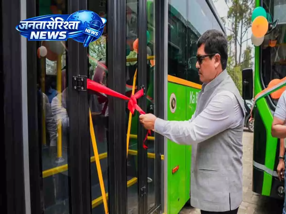 Meghalaya CM ने PM ई-बस सेवा स्कीम के तहत 55 ई-बसों को हरी झंडी दिखाई Meghalaya CM ने PM ई-बस सेवा स्कीम के तहत 55 ई-बसों को हरी झंडी दिखाई