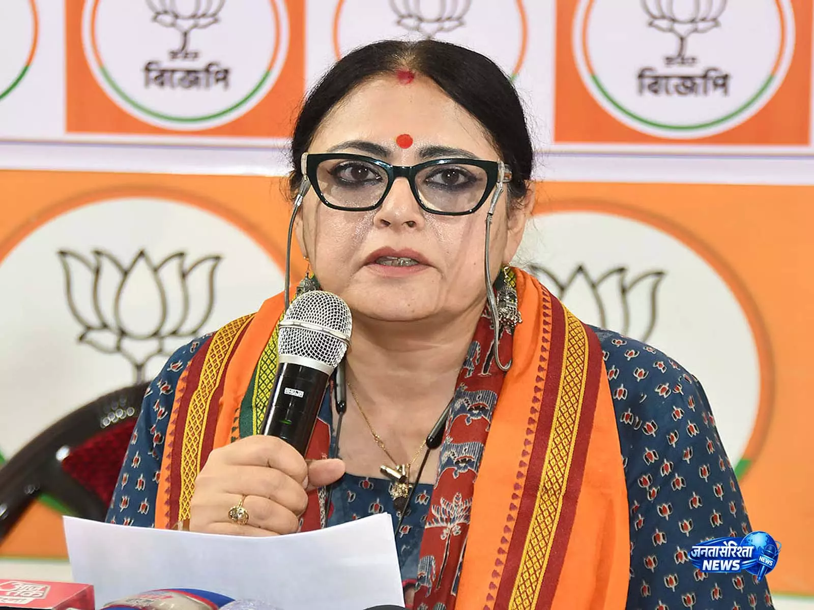 Mamata Banerjee पर कार्रवाई की मांग, अग्निमित्रा पॉल का बयान Mamata Banerjee पर कार्रवाई की मांग, अग्निमित्रा पॉल का बयान