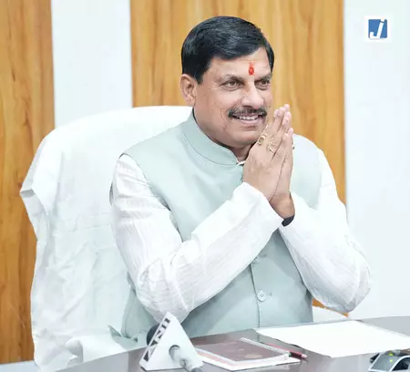 मध्य प्रदेश सरकार का बड़ा फैसला, मुख्यमंत्री ने टू चाइल्ड पॉलिसी वापस लेने के निर्देश दिए मध्य प्रदेश सरकार का बड़ा फैसला, मुख्यमंत्री ने टू चाइल्ड पॉलिसी वापस लेने के निर्देश दिए