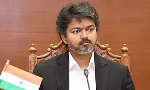 Tamil Nadu : किसानों का बड़ा प्रदर्शन, कोऑपरेटिव फसल लोन माफी की मांग