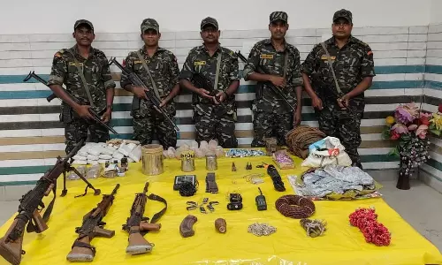 Malkangiri: सुरक्षा बलों की बड़ी कार्रवाई, माओवादियों का हथियार और विस्फोटक जखीरा बरामद