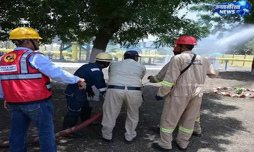 इंदौर में GAIL ने नैचुरल गैस पाइपलाइन सुरक्षा के लिए ऑफ-साइट मॉक ड्रिल का आयोजन किया