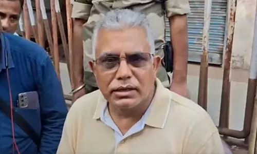 गंगा सागर को जोड़ने वाले सेतु और ताजपुर में बंदरगाह बनाने का लालच देकर ममता बनर्जी ने तीन बार चुनाव जीताः दिलीप घोष गंगा सागर को जोड़ने वाले सेतु और ताजपुर में बंदरगाह बनाने का लालच देकर ममता बनर्जी ने तीन बार चुनाव जीताः दिलीप घोष