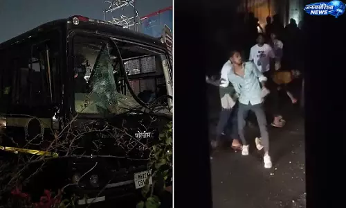 Kudalwadi : अतिक्रमण हटाने के दौरान हिंसा, पुलिस पर पथराव में कई जवान घायल Kudalwadi : अतिक्रमण हटाने के दौरान हिंसा, पुलिस पर पथराव में कई जवान घायल