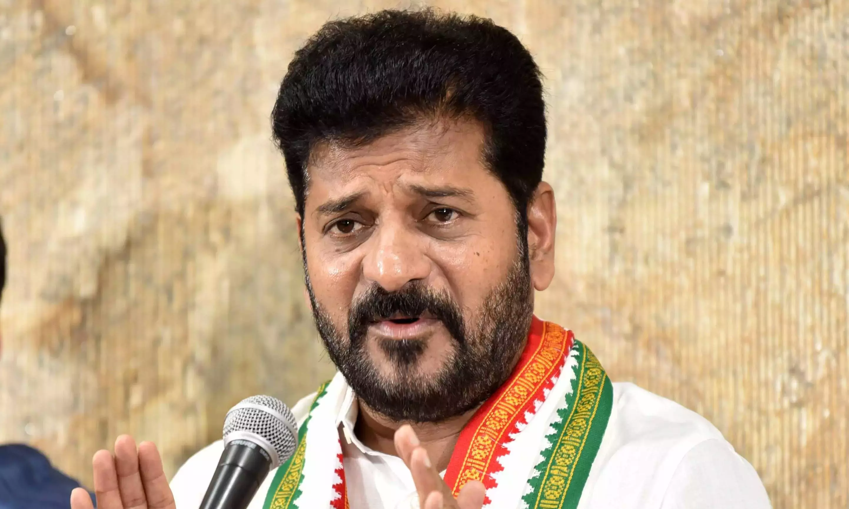 भारत फ्यूचर सिटी तेलंगाना के विकास में नया अध्याय जोड़ेगा: रेवंत रेड्डी भारत फ्यूचर सिटी तेलंगाना के विकास में नया अध्याय जोड़ेगा: रेवंत रेड्डी