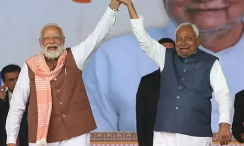 प्रधानमंत्री मोदी की उपलब्धि लोकतंत्र की शक्ति का प्रमाण : नीतीश कुमार प्रधानमंत्री मोदी की उपलब्धि लोकतंत्र की शक्ति का प्रमाण : नीतीश कुमार