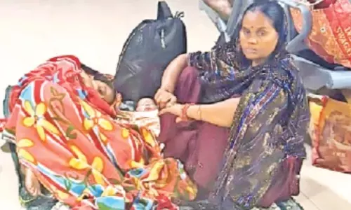 नर्स का दावा : पेट दर्द से नहीं मरते मरीज, स्वास्थ्य विभाग की हो रही फजीहत नर्स का दावा : पेट दर्द से नहीं मरते मरीज, स्वास्थ्य विभाग की हो रही फजीहत