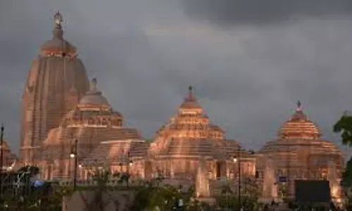 शुभेंदु अधिकारी ने माना ओडिशा सीएम का अनुरोध, दीघा जगन्नाथ मंदिर से हटाया ‘धाम’ शब्द शुभेंदु अधिकारी ने माना ओडिशा सीएम का अनुरोध, दीघा जगन्नाथ मंदिर से हटाया ‘धाम’ शब्द