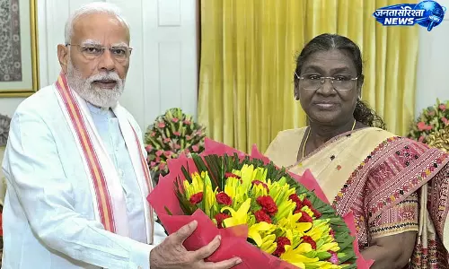 राष्ट्रपति मुर्मू ने PM Modi को पत्र लिखकर बड़े बदलावों की सराहना की राष्ट्रपति मुर्मू ने PM Modi को पत्र लिखकर बड़े बदलावों की सराहना की