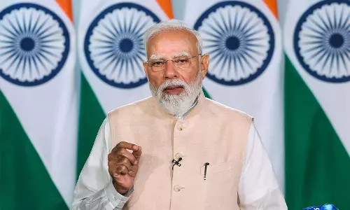 पद्म श्री पुरस्कार विजेता आर श्रीधर ने PM मोदी को सबसे लंबे समय तक सेवा करने वाले पीएम बनने पर दी बधाई पद्म श्री पुरस्कार विजेता आर श्रीधर ने PM मोदी को सबसे लंबे समय तक सेवा करने वाले पीएम बनने पर दी बधाई