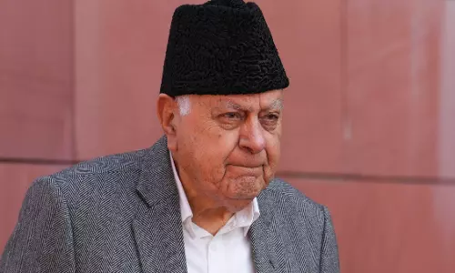Srinagar: फारूक अब्दुल्ला का बयान, पीएम ने राज्य का दर्जा बहाल करने का दोहराया आश्वासन Srinagar: फारूक अब्दुल्ला का बयान, पीएम ने राज्य का दर्जा बहाल करने का दोहराया आश्वासन