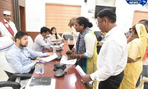 खुर्सीपार में अवैध गतिविधियों और अपराध पर कार्यवाही की मांग, क्षेत्रवासी पहुंचे जनदर्शन खुर्सीपार में अवैध गतिविधियों और अपराध पर कार्यवाही की मांग, क्षेत्रवासी पहुंचे जनदर्शन
