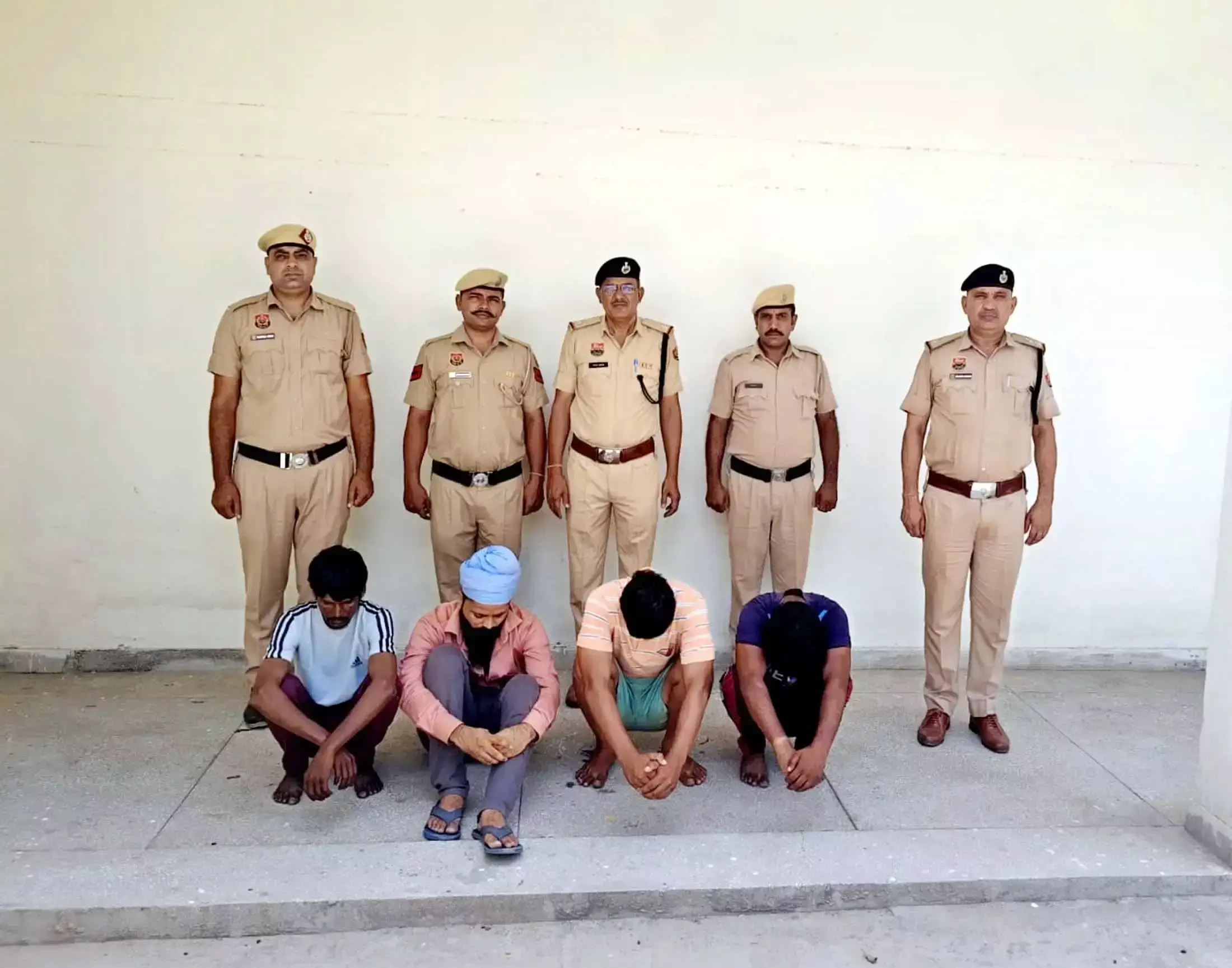 Jind: जींद में युवक की हत्या मामले में चार आरोपी गिरफ्तार Jind: जींद में युवक की हत्या मामले में चार आरोपी गिरफ्तार