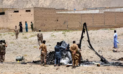 Pakistani सेना का Mi-17 हेलीकॉप्टर PoK में क्रैश, सभी सवार मारे गए Pakistani सेना का Mi-17 हेलीकॉप्टर PoK में क्रैश, सभी सवार मारे गए