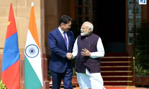 मंगोलिया के साथ रणनीतिक साझेदारी को और मजबूत करेंगे: पीएम मोदी मंगोलिया के साथ रणनीतिक साझेदारी को और मजबूत करेंगे: पीएम मोदी