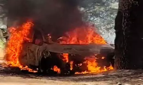 भीषण गर्मी के बीच बढ़ गया एक और खतरा, जरा सी चूक और सब हो जाएगा खत्म भीषण गर्मी के बीच बढ़ गया एक और खतरा, जरा सी चूक और सब हो जाएगा खत्म