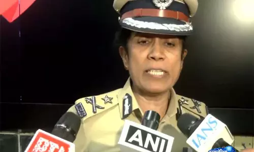 सिंगप्पन टास्क फोर्स महिलाओं के खिलाफ अपराध रोकने पर ध्यान देगी: चेन्नई IGP K. भवनेश्वरी सिंगप्पन टास्क फोर्स महिलाओं के खिलाफ अपराध रोकने पर ध्यान देगी: चेन्नई IGP K. भवनेश्वरी