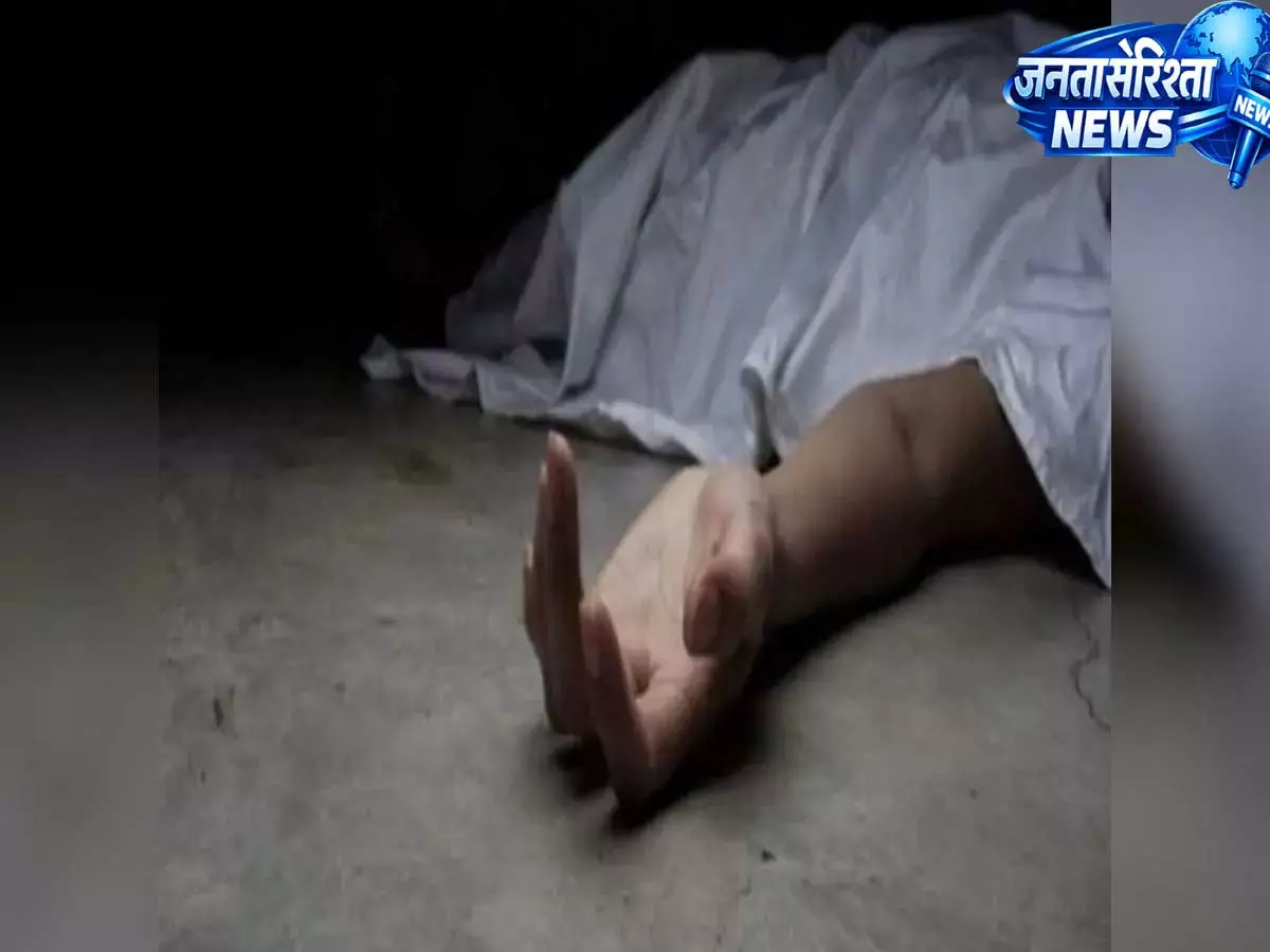 Madhya Pradesh: पुलिस क्वार्टर में मिली महिला कांस्टेबल की लाश, वरिष्ठ अधिकारी मौके पर Madhya Pradesh: पुलिस क्वार्टर में मिली महिला कांस्टेबल की लाश, वरिष्ठ अधिकारी मौके पर