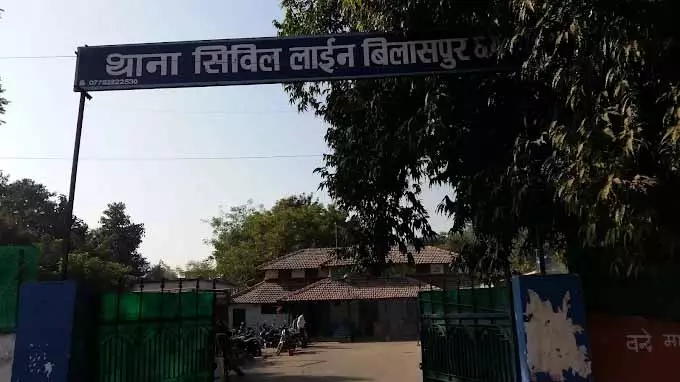 खर्च के लिए पिता ने नहीं दिए पैसे, बेटे मारने को उतारू हुआ खर्च के लिए पिता ने नहीं दिए पैसे, बेटे मारने को उतारू हुआ