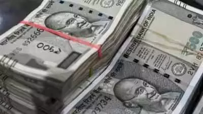 प्राचार्य ने 6 लाख का किया गबन, सस्पेंड