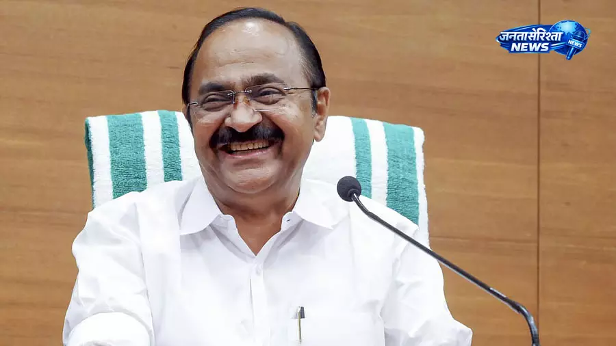 Kerala : महिलाओं और ट्रांसजेंडर के लिए आम बस में फ्री राइड Kerala : महिलाओं और ट्रांसजेंडर के लिए आम बस में फ्री राइड