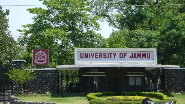Jammu विश्वविद्यालय में ग्रीष्मकालीन अवकाश की घोषणा Jammu विश्वविद्यालय में ग्रीष्मकालीन अवकाश की घोषणा