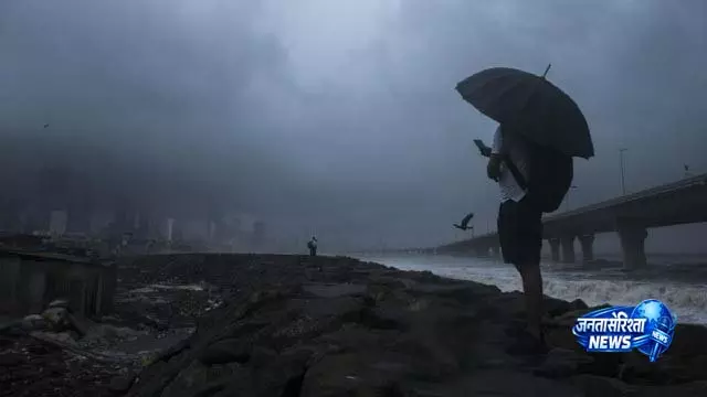 अगले 3 दिनों में ओडिशा में मानसून पहुंचेगा: IMD का अनुमान है कि 13 जून तक तापमान में 2-4°C की गिरावट आएगी अगले 3 दिनों में ओडिशा में मानसून पहुंचेगा: IMD का अनुमान है कि 13 जून तक तापमान में 2-4°C की गिरावट आएगी