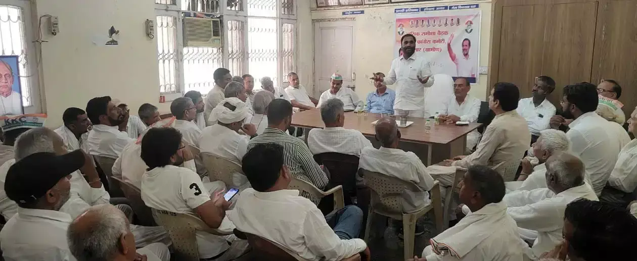 Hisar: बृजलाल बहबलपुरिया ने एसआईआर अभियान को लेकर दिया संदेश Hisar: बृजलाल बहबलपुरिया ने एसआईआर अभियान को लेकर दिया संदेश