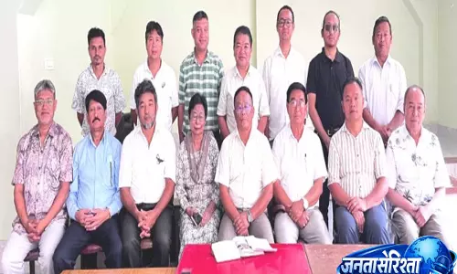 Sikkim: विभिन्न क्षेत्रों में उत्कृष्ट योगदान देने वाली चार हस्तियां होंगी सम्मानित Sikkim: विभिन्न क्षेत्रों में उत्कृष्ट योगदान देने वाली चार हस्तियां होंगी सम्मानित