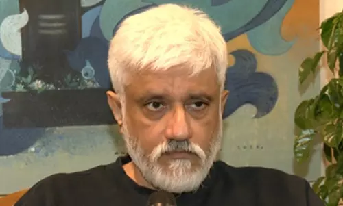 विक्रम भट्ट ने पीएम मोदी की नेतृत्व शैली को सराहा, बोले- देश में जगाया आत्मविश्वास विक्रम भट्ट ने पीएम मोदी की नेतृत्व शैली को सराहा, बोले- देश में जगाया आत्मविश्वास