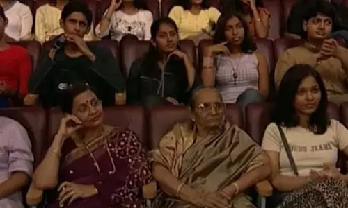 एक तस्वीर, तीन पीढ़ियां और ढेर सारी यादें... सोनू निगम ने दिखाई परिवार की अनोखी झलक