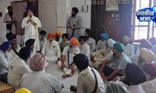 Barnala गुरुद्वारे में आग, बिजली सुरक्षा पर उठे सवाल Barnala गुरुद्वारे में आग, बिजली सुरक्षा पर उठे सवाल