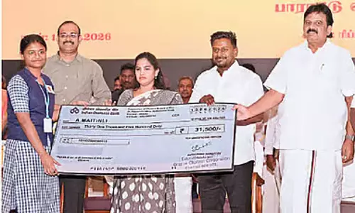 Education मंत्री का संदेश: शिक्षा के लिए राजनीतिक मतभेद से ऊपर उठकर काम करने की अपील Education मंत्री का संदेश: शिक्षा के लिए राजनीतिक मतभेद से ऊपर उठकर काम करने की अपील