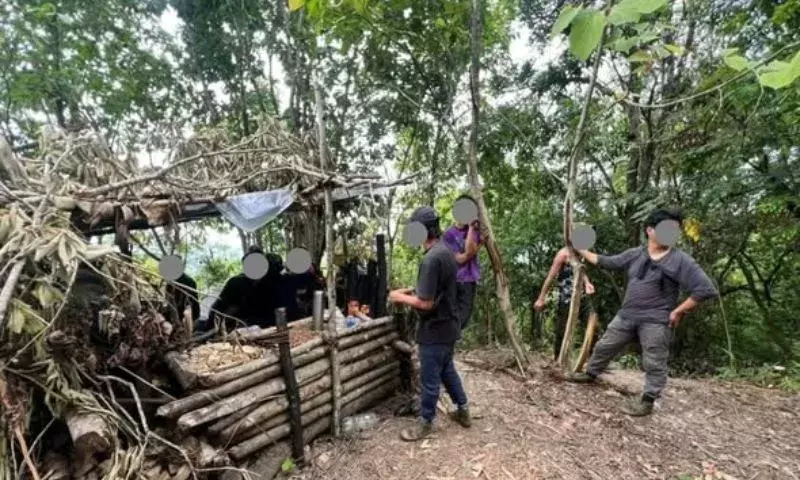 Manipur: सुरक्षा बलों ने उखरुल में 16 बंकर तोड़े, हथियार जब्त Manipur: सुरक्षा बलों ने उखरुल में 16 बंकर तोड़े, हथियार जब्त