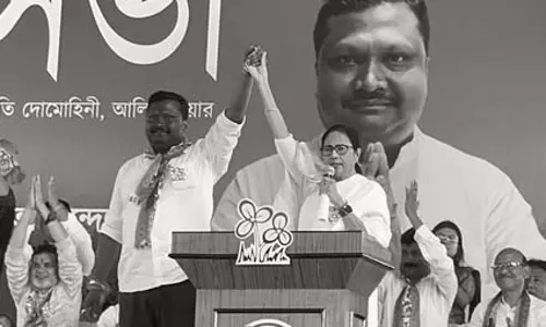 टीएमसी को एक और झटका, तीसरे राज्यसभा सांसद प्रकाश चिक बड़ाईक ने दिया इस्तीफा