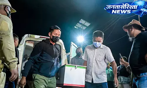 Manipur : नागा समुदाय के छह लोगों की हत्या, मुख्यमंत्री खेमचंद सिंह ने की कड़ी निंदा Manipur : नागा समुदाय के छह लोगों की हत्या, मुख्यमंत्री खेमचंद सिंह ने की कड़ी निंदा
