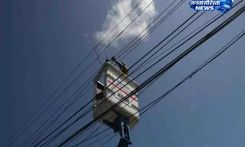 Kerala: बिजली को लेकर सवाल, मंत्री के जवाब से अधिकारी चौंके