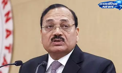 CJI सूर्यकांत ने लंदन में मध्यस्थता को मजबूत विवाद समाधान तंत्र बताया, तकनीक और भविष्य पर चर्चा CJI सूर्यकांत ने लंदन में मध्यस्थता को मजबूत विवाद समाधान तंत्र बताया, तकनीक और भविष्य पर चर्चा